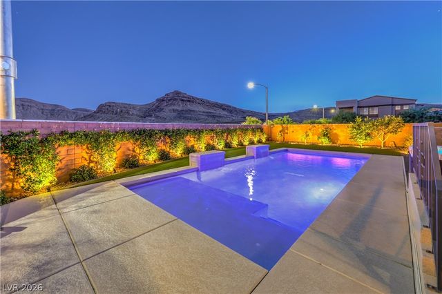 10090 Desert Azure Street, Las Vegas, NV 89178