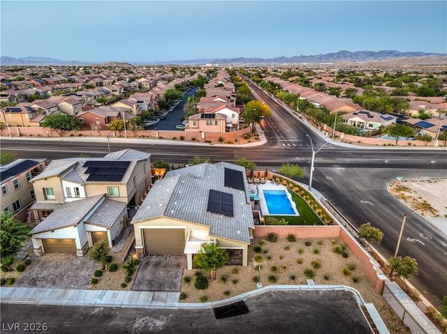 10090 Desert Azure Street, Las Vegas, NV 89178