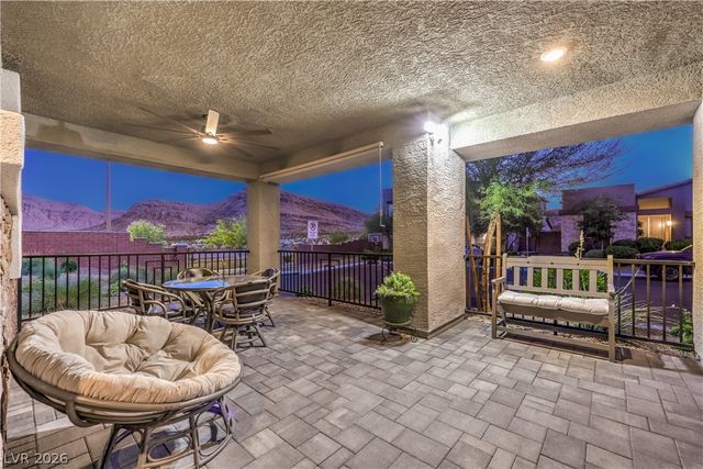 10090 Desert Azure Street, Las Vegas, NV 89178