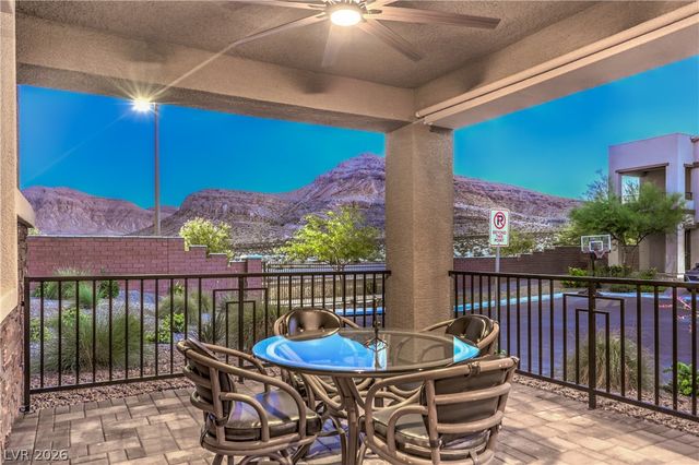 10090 Desert Azure Street, Las Vegas, NV 89178