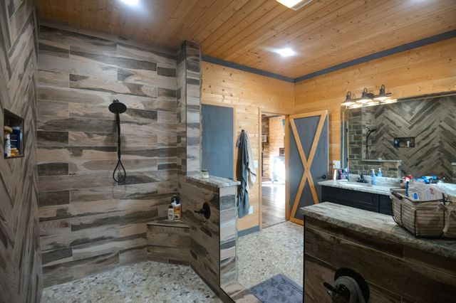 199 Morris Lane, Wartrace, TN 37183