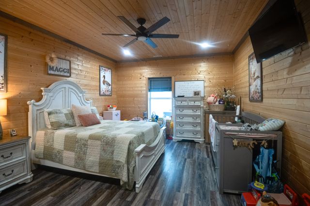 199 Morris Lane, Wartrace, TN 37183