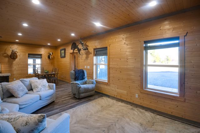 199 Morris Lane, Wartrace, TN 37183