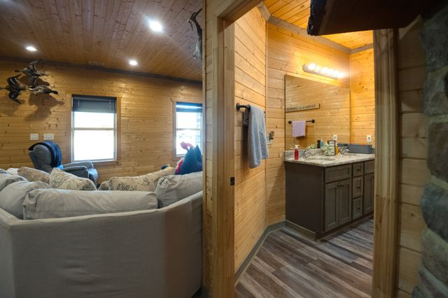 199 Morris Lane, Wartrace, TN 37183