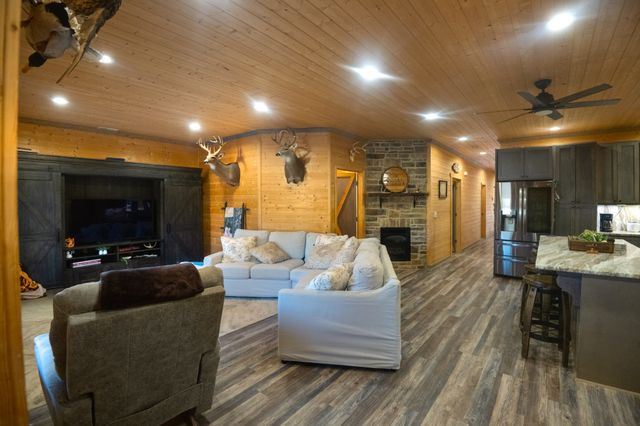 199 Morris Lane, Wartrace, TN 37183