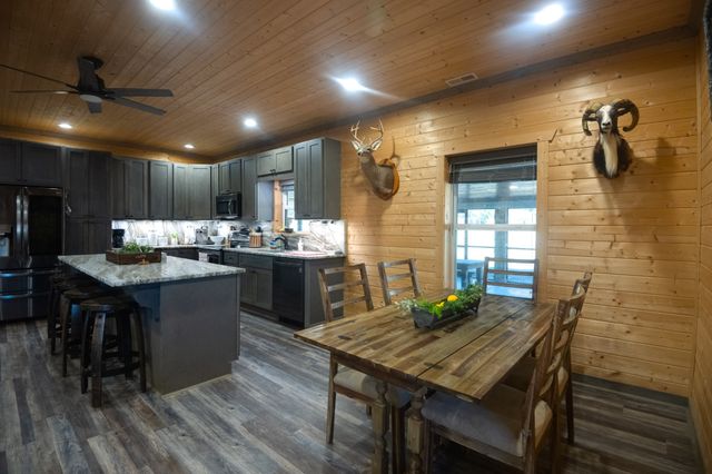 199 Morris Lane, Wartrace, TN 37183