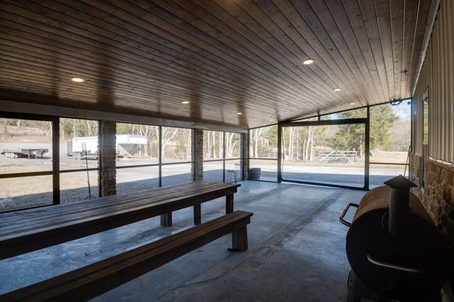 199 Morris Lane, Wartrace, TN 37183