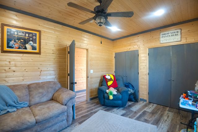 199 Morris Lane, Wartrace, TN 37183