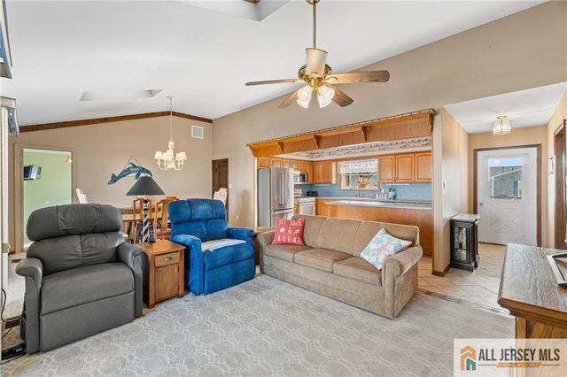 410 Jersey City Court, Lacey, NJ 08734