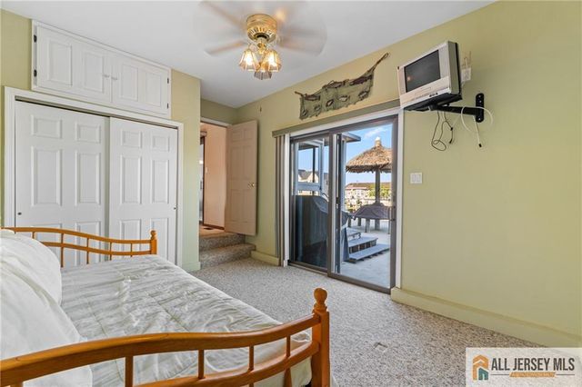 410 Jersey City Court, Lacey, NJ 08734