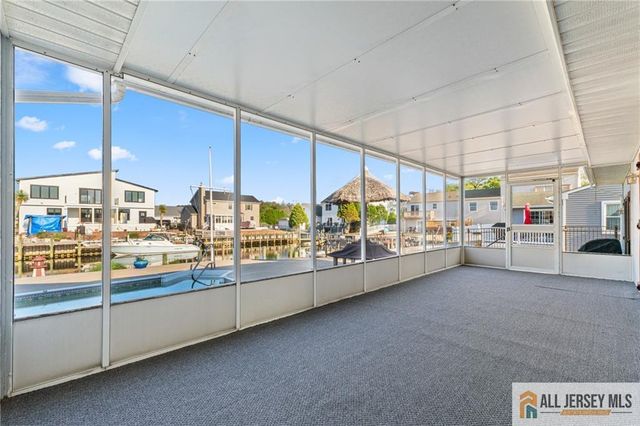 410 Jersey City Court, Lacey, NJ 08734