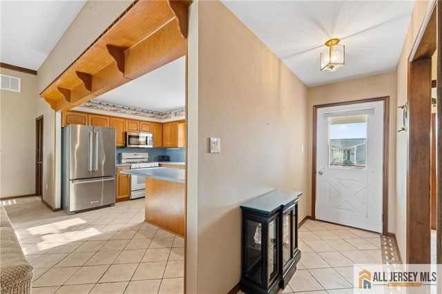 410 Jersey City Court, Lacey, NJ 08734