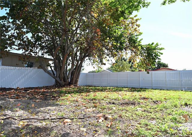 747 NW 5th Court, Hallandale Beach, FL 33009