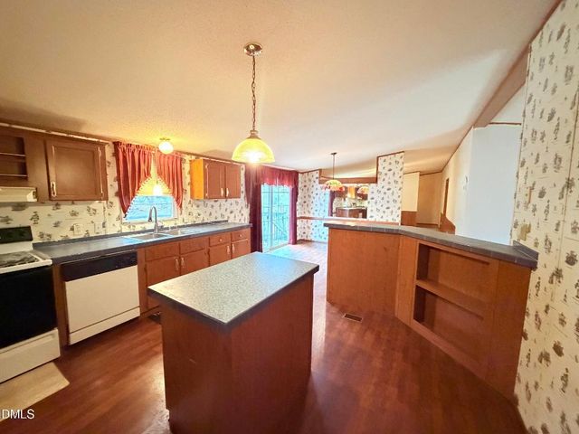 4939 Nature Lane, Haw River, NC 27258