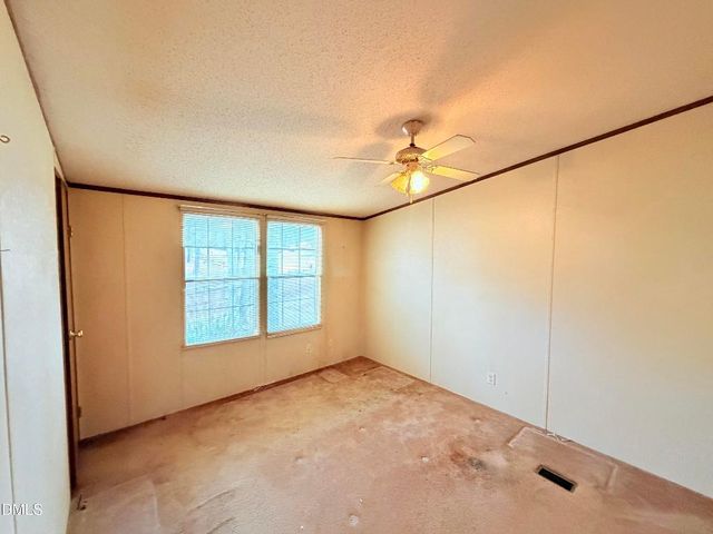 4939 Nature Lane, Haw River, NC 27258