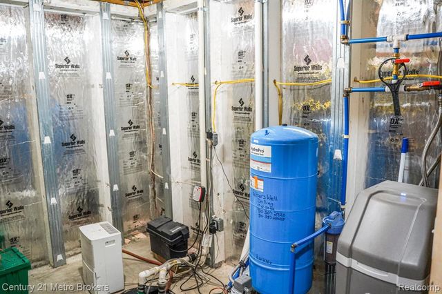 6449 Oliver Road, Fostoria, MI 48435