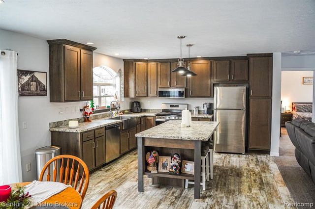 6449 Oliver Road, Fostoria, MI 48435