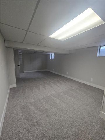 4801 NE Sherwood Drive, Kansas City, MO 64119