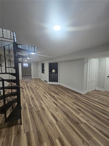 4801 NE Sherwood Drive, Kansas City, MO 64119