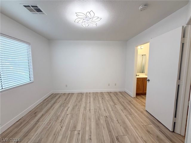 10448 Wild Bill Court, Las Vegas, NV 89129