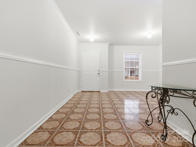 3047 Meadow Knoll Drive, Charlotte, NC 28269