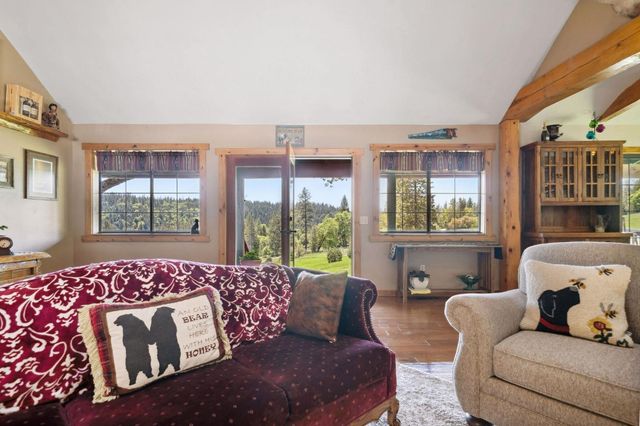 25624 Sherwood Dr, Pioneer, CA 95666