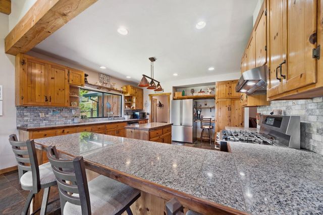 25624 Sherwood Dr, Pioneer, CA 95666