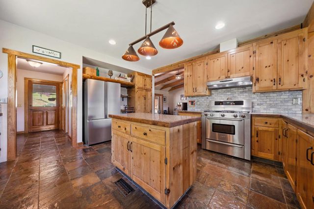 25624 Sherwood Dr, Pioneer, CA 95666