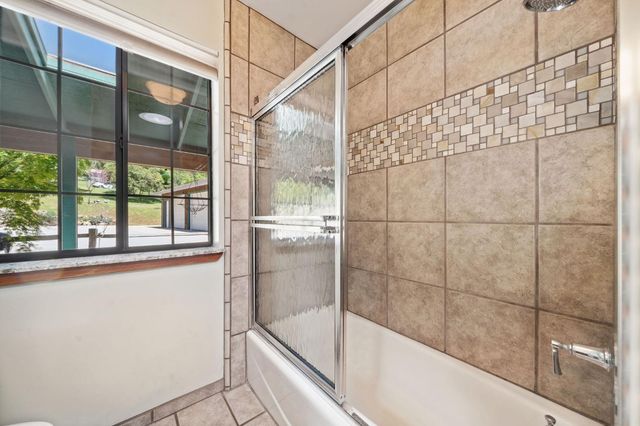 25624 Sherwood Dr, Pioneer, CA 95666