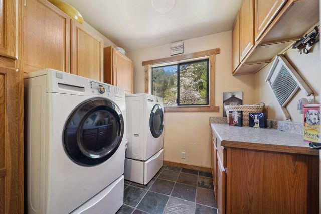 25624 Sherwood Dr, Pioneer, CA 95666