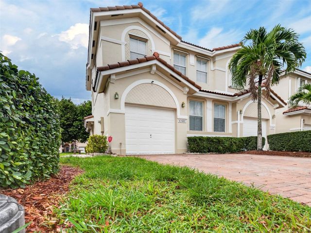 12441 SW 124th Ter, Miami, FL 33186