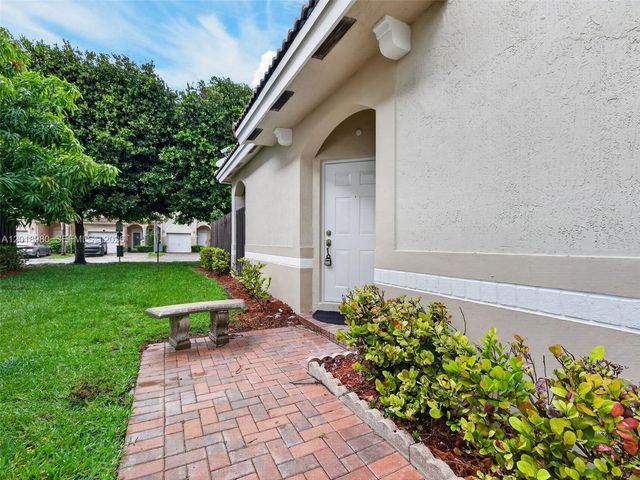 12441 SW 124th Ter, Miami, FL 33186