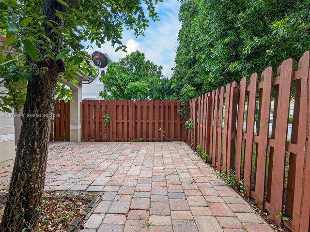 12441 SW 124th Ter, Miami, FL 33186