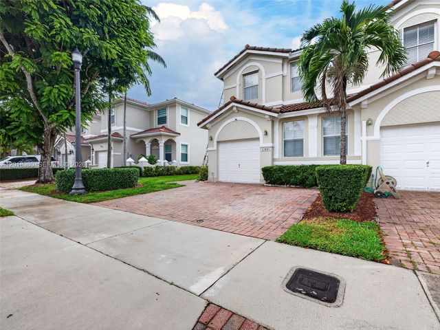 12441 SW 124th Ter, Miami, FL 33186