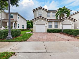 12441 SW 124th Ter, Miami, FL 33186