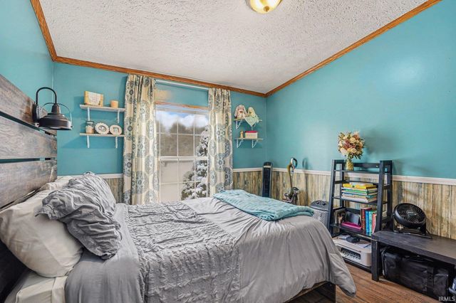 53105 Crystal Pond Drive, Elkhart, IN 46514