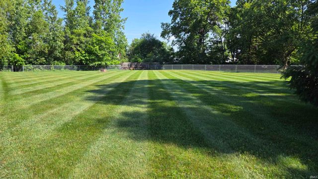 53105 Crystal Pond Drive, Elkhart, IN 46514