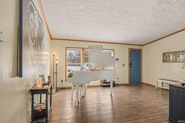 53105 Crystal Pond Drive, Elkhart, IN 46514