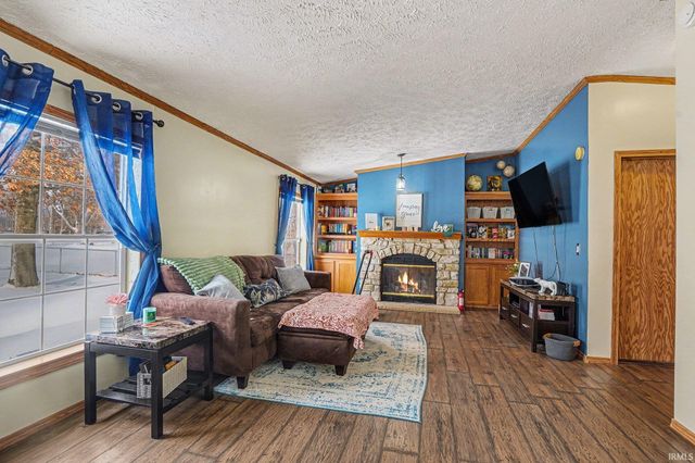 53105 Crystal Pond Drive, Elkhart, IN 46514