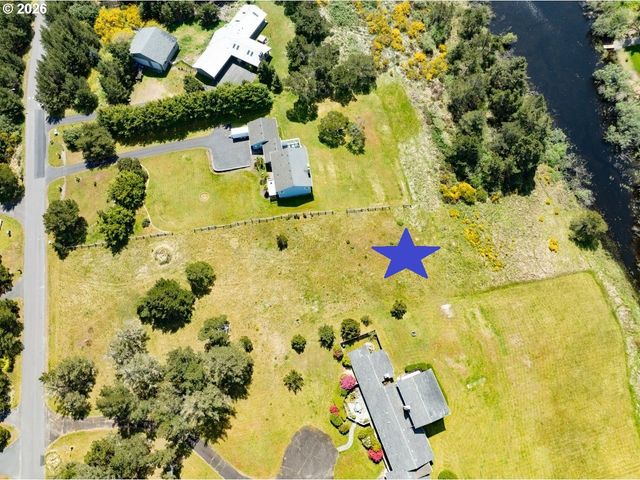 Manion Dr, Warrenton, OR 97146