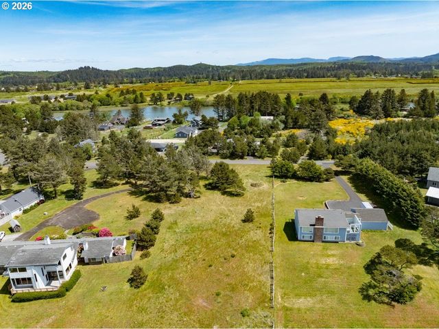 Manion Dr, Warrenton, OR 97146