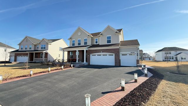 16143 S Lakeview Road, Plainfield, IL 60586