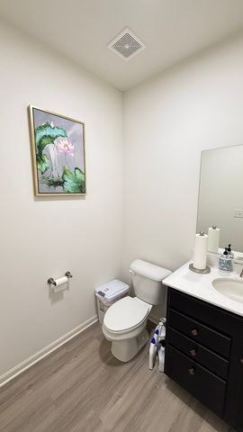 16143 S Lakeview Road, Plainfield, IL 60586