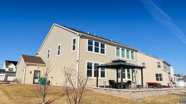 16143 S Lakeview Road, Plainfield, IL 60586