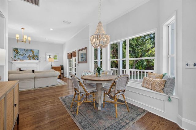 4618 W TENNYSON AVENUE, Tampa, FL 33629