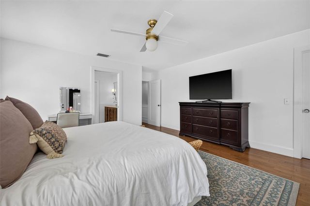 4618 W TENNYSON AVENUE, Tampa, FL 33629