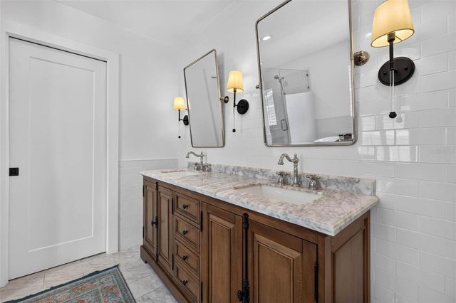 4618 W TENNYSON AVENUE, Tampa, FL 33629