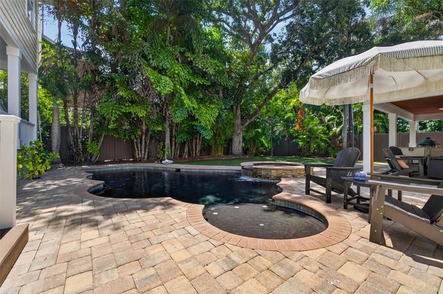 4618 W TENNYSON AVENUE, Tampa, FL 33629