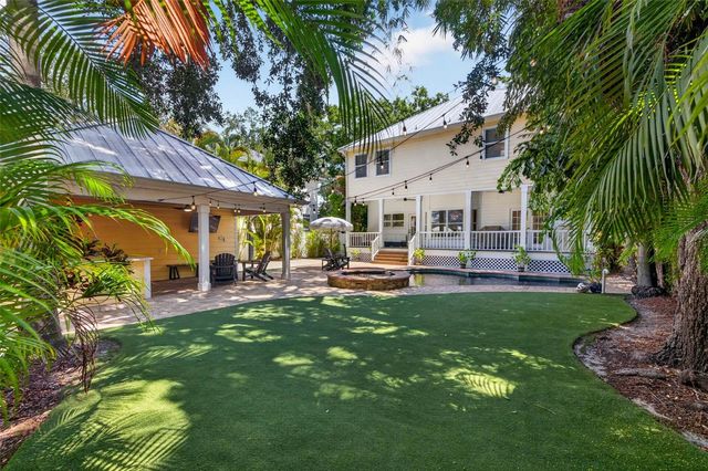 4618 W TENNYSON AVENUE, Tampa, FL 33629