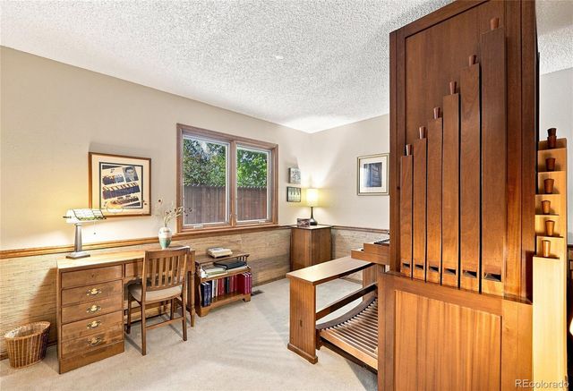 6425 S Galena Court, Englewood, CO 80111